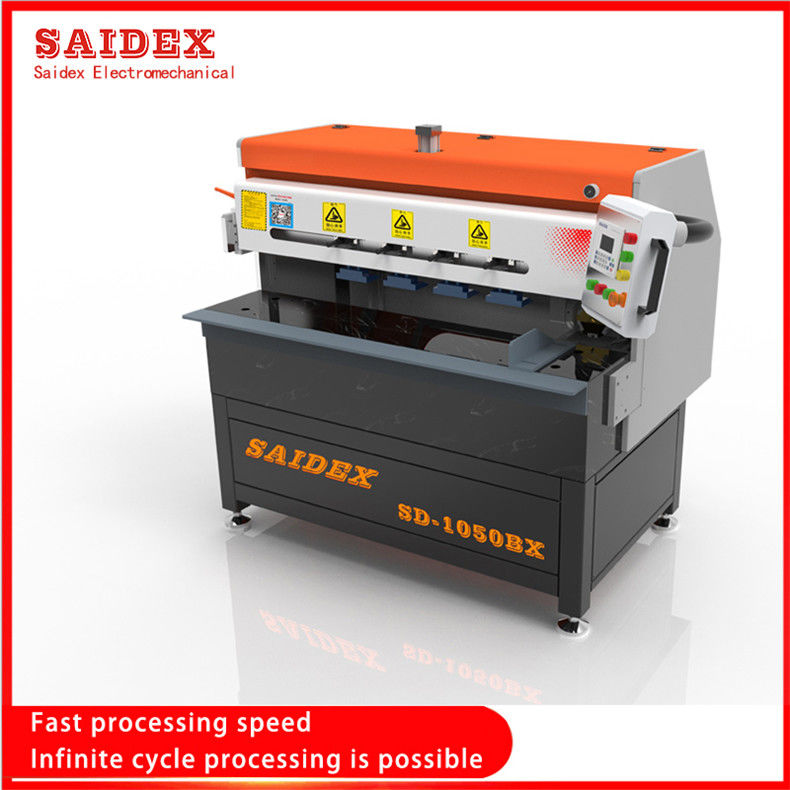 SD1050BX เครื่องเลืองอะคริลิกเพล็กซี่กล๊าสขนาดเล็ก เครื่องเลืองอะคริลิกเพชรแบบอัตโนมัติ สามารถประมวลผล 1 เมตร เครื่องเลืองอะคริลิกเพชร