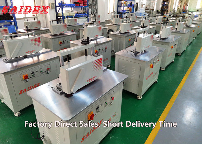 2.5kw 10A เครื่องตัดอะคริลิกไฟฟ้า ความยาว 1000 มม 250 กิโลกรัม เครื่องเลืองขอบกลมขนาดเล็ก 45 องศา