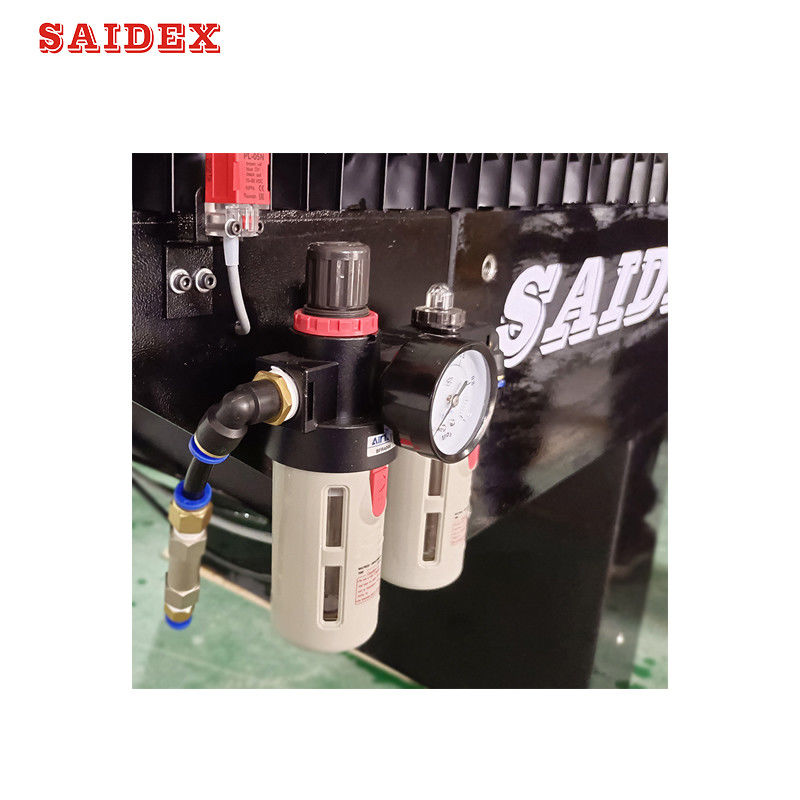 มุมตัดสามารถปรับแต่งได้ เครื่องเลือง 4.5KW 220V สําหรับเฟอร์นิเจอร์อะคริลิก